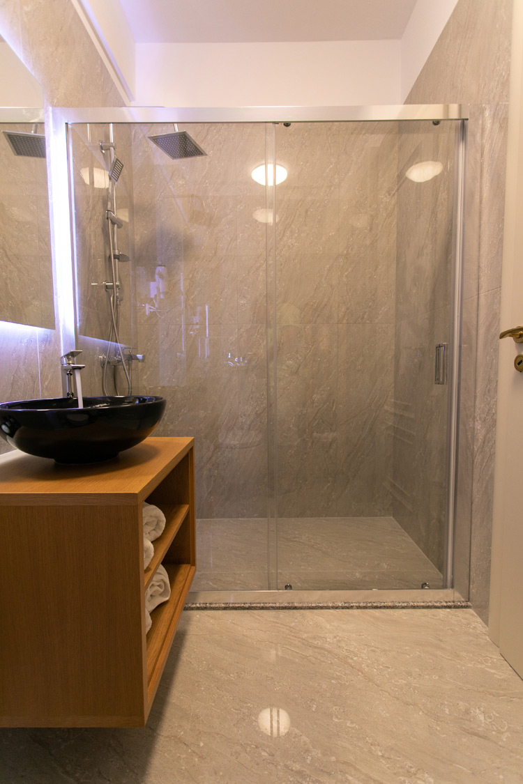 διαμερίσματα με τζακούζι Πάργα